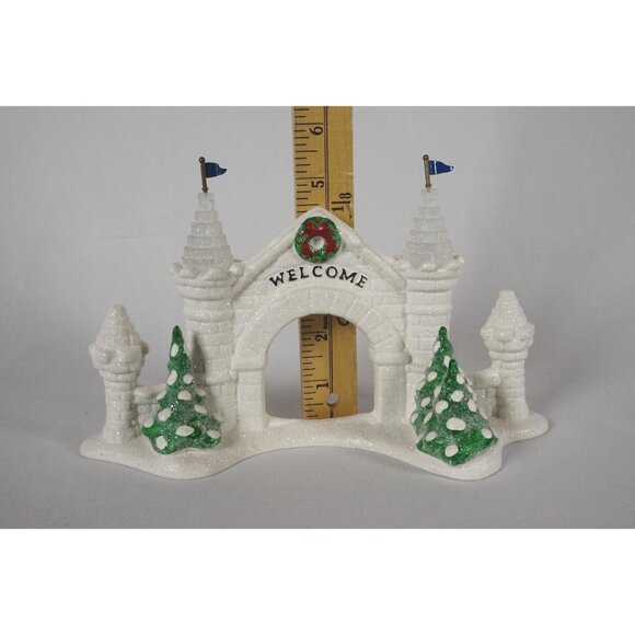 Department 56 Original Snow Village Snow Carnival Ice Palace 54850 Lighted w/Box - Picture 7 of 11